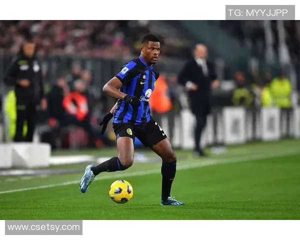 欧联杯曼联逆转国米精彩补时进球点燃全场激情瞬间分析