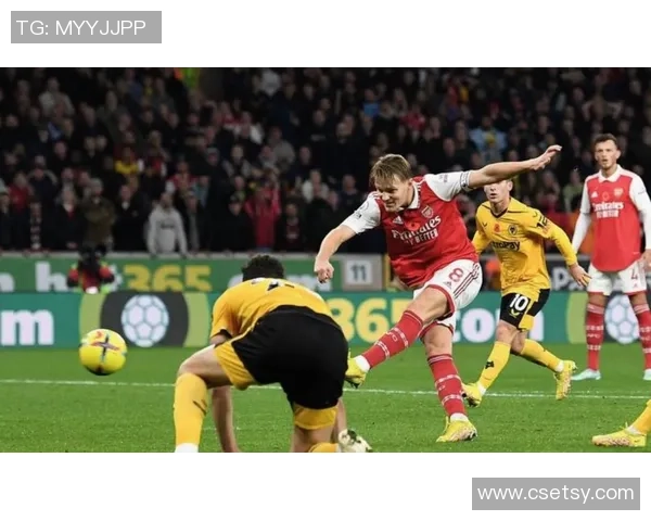 中超热战：多特蒙德凭乌龙球险胜阿森纳引发转会风波