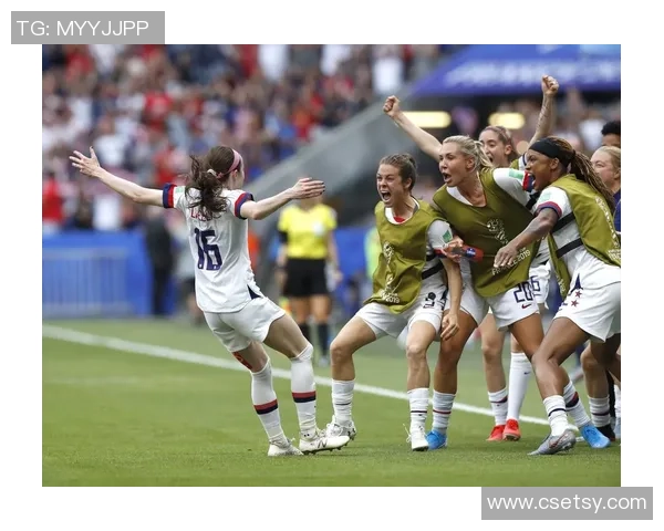 世界杯精彩对决里昂大胜波尔图红牌事件引发全场热议 世界杯精彩对决里昂大胜波尔图红牌事件引发全场热议