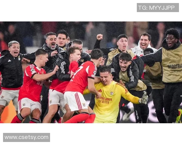 德甲惊现冷门曼联逆转本菲卡上演4-3绝杀全场沸腾