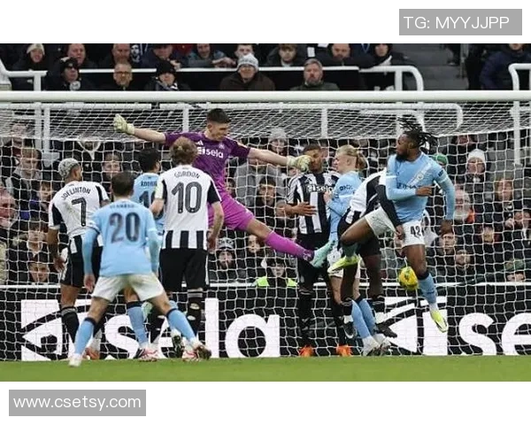 友谊赛曼城大胜巴黎红牌事件引发全场热议与争议分析