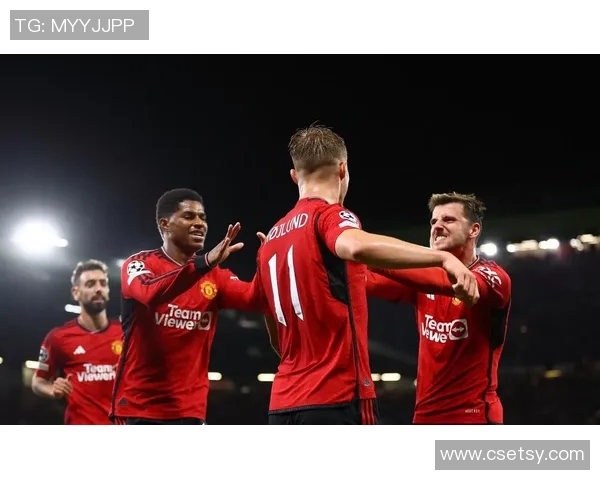 欧冠经典对决曼联与AC米兰握手言和神奇扑救成比赛焦点